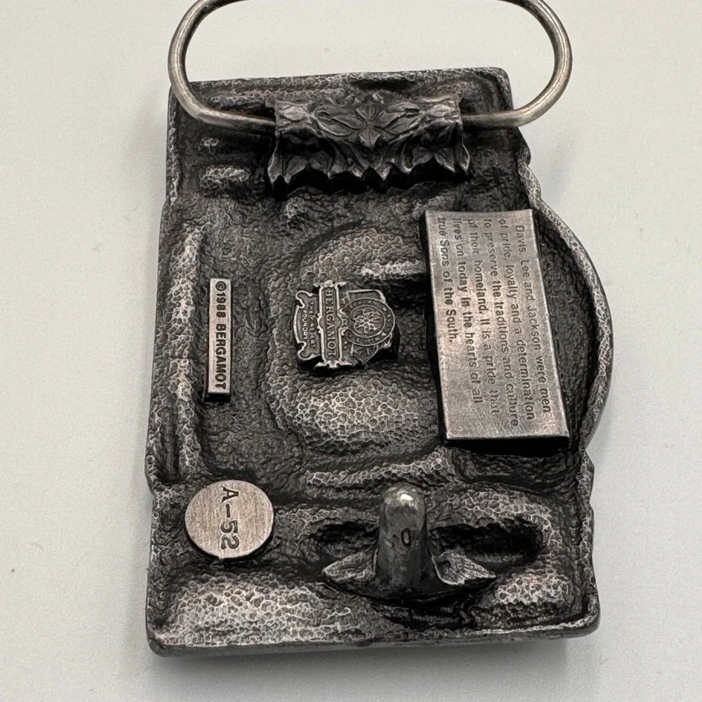 Vintage 1983 Bergamot CSA Belt Buckle Jefferson Davis Lee Jackson Civil War A-52